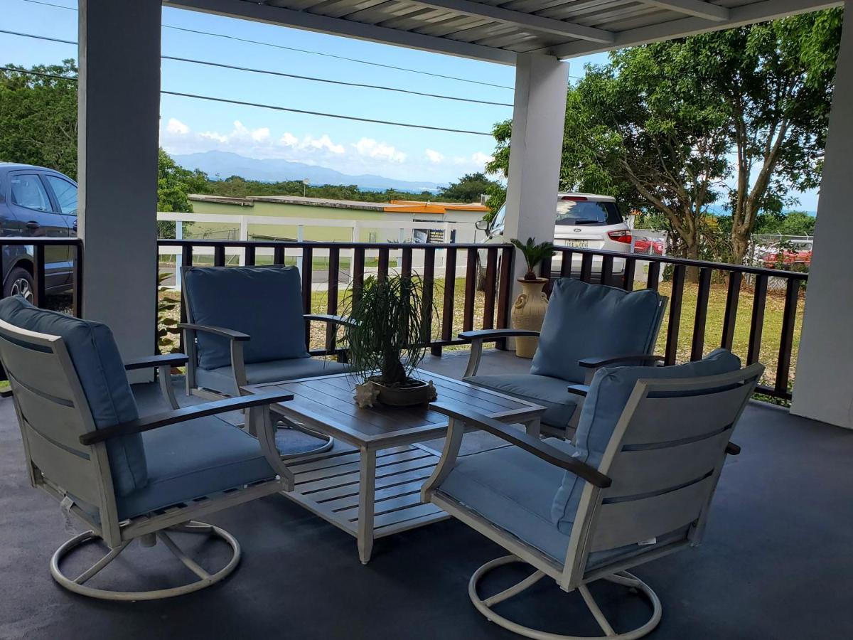 Crab Island Adventures Apartments Векес Екстериор снимка