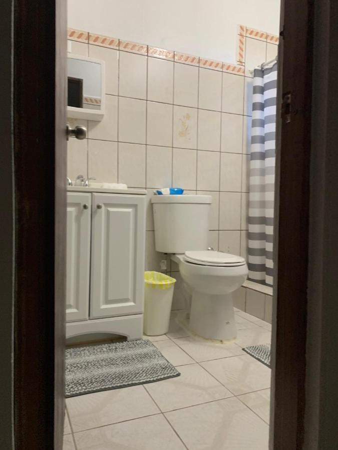 Crab Island Adventures Apartments Векес Екстериор снимка